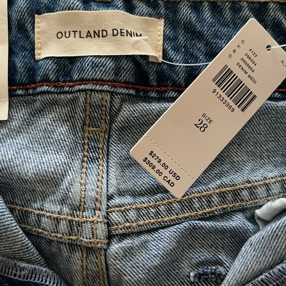 OUTLAND DENIM AVRIL SLOUCHY WIDE-LEG JEANS - Picture 11 of 12